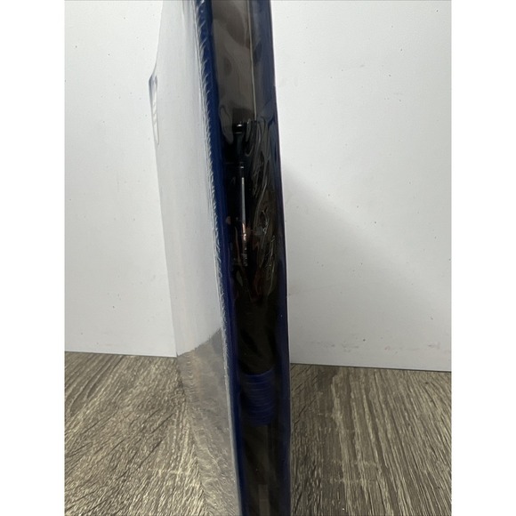 Walt Disney World Parks 50th Anniversary Castle Photo Album New Sealed w/pen - Picture 5 of 8